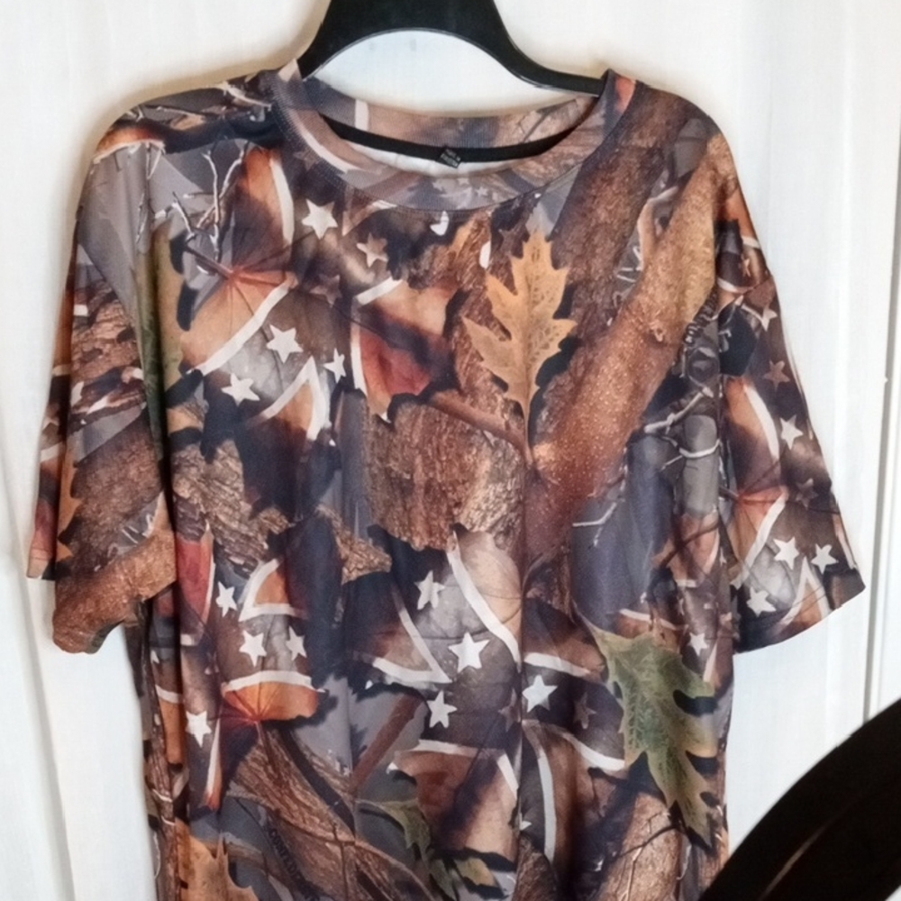 Men's Camouflage Confederate Flag Graphic T-Shirt